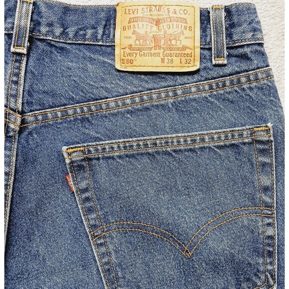 Vintage Levi's 550 Relaxed Fit Short Man W38 L27 Red Tab Jeans USA Made '01 - Picture 4 of 14